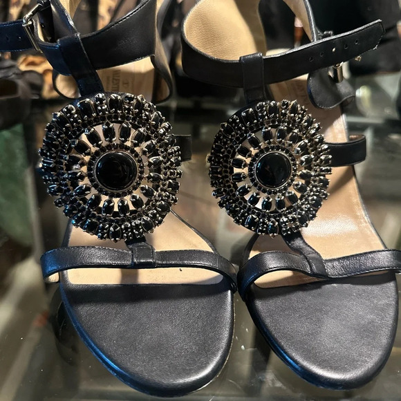 Valentino Shoes - VALENTINO VINTAGE HEELS